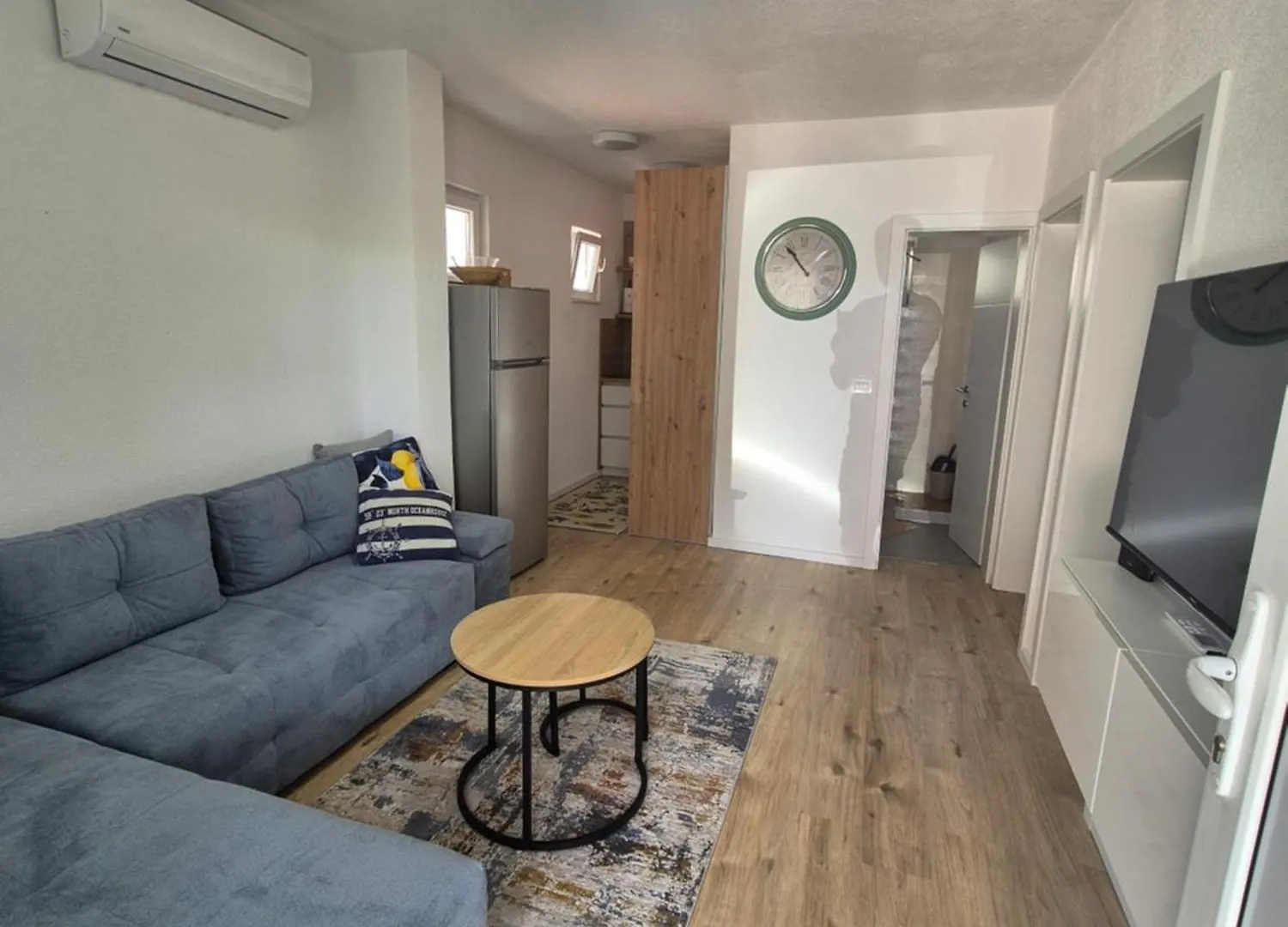 Hana & Sara Vir Apartmán